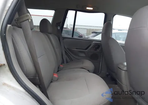 2004 Jeep Grand Cherokee Laredo z USA, uszkodzony, nr VIN 1J4GW48S64C132172